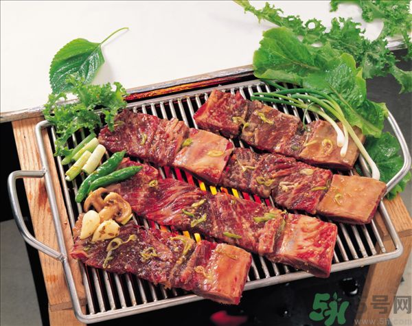 冬天适合吃牛肉吗,吃牛肉忌吃什么 冬天适合吃牛肉吗,吃牛肉忌吃什么