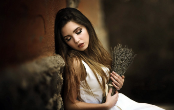 经常熬夜脱发还能再长出来吗,熬夜掉头发还会长吗