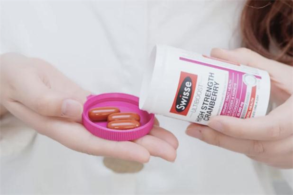 swisse蔓越莓胶囊禁忌,蔓越莓胶囊直接吞还是咬破