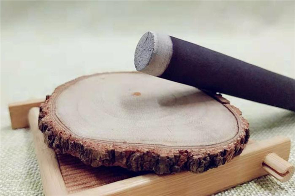 夏天艾灸要注意什么,冬天艾灸的注意事项 夏天艾灸要注意什么,冬天艾灸的注意事项