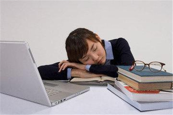 午睡好处多还是坏处多,午睡好处多大班教案