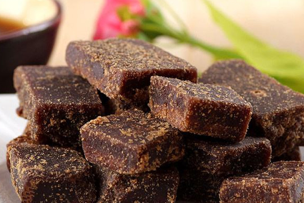 古法红糖和黑糖的区别,古法黑糖怎么吃才是正确的