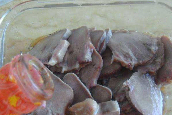 猪舌头怎么做好吃又简单,猪舌头怎么做最好吃