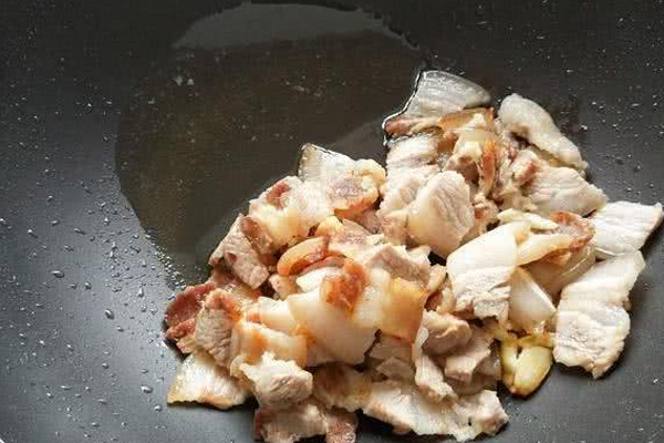 猪肉怎么炒才嫩不老,怎样炒猪肉嫩又好吃简单的方法 猪肉怎么炒才嫩不老,怎样炒猪肉嫩又好吃简单的方法