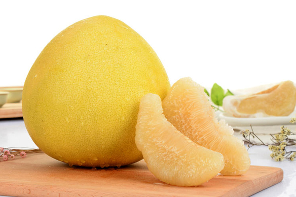 柚子尖的好还是圆的好?,柚子是尖的好吃还是圆的好吃