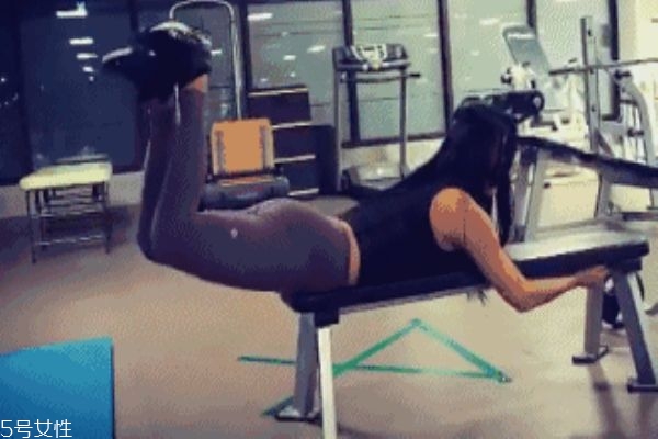 左旋肉碱安全吗?,左旋肉碱的作用和危害