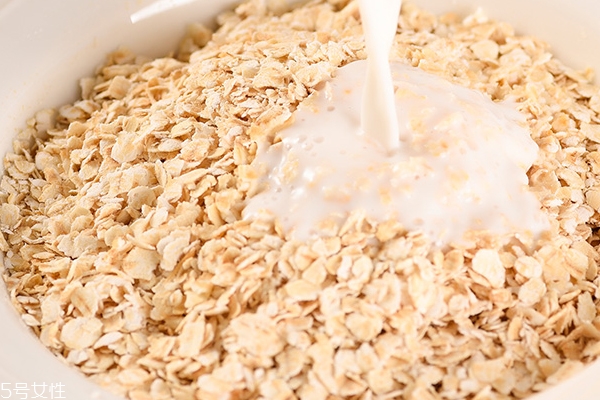 燕麦片和小麦片怎么区分,燕麦片小麦片区别