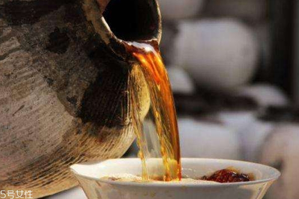 干黄酒和半干黄酒哪个好,黄酒干型和半干型哪种好?