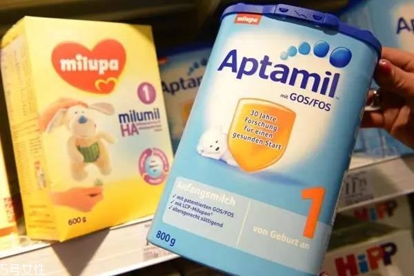 经常换奶粉对宝宝好吗,宝宝可以经常换奶粉喝吗