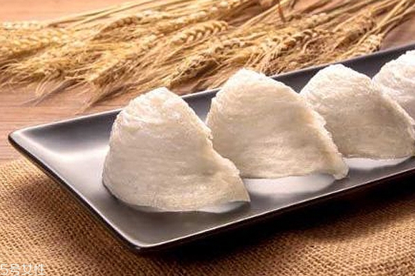 燕窝有几种颜色,真正的燕窝是什么颜色