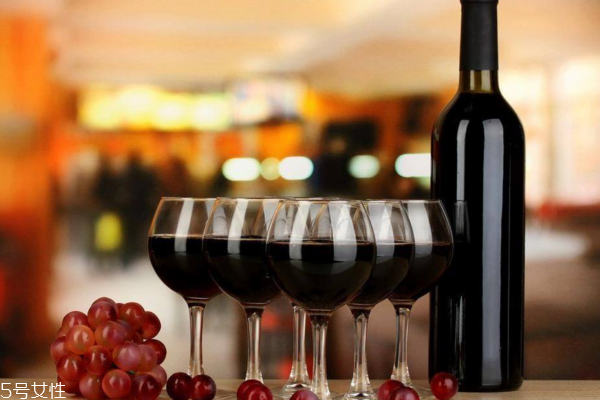 红酒的作用和功效,红酒的作用是什么