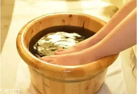 大黄可以泡脚吗,大黄泡脚作用及禁忌