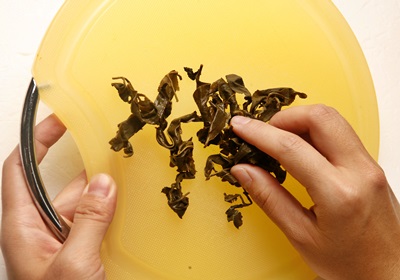 泡过的茶叶的妙用,泡过的茶叶有什么用