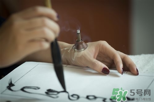 艾灸烟往上走有效果吗,艾灸烟往上跑影响效果吗