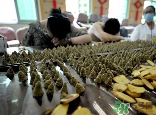 艾灸浑身酸痛怎么回事,艾灸灸好全身酸痛是怎么回事