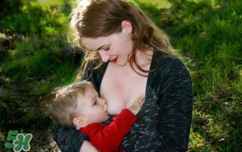 哺乳期能贴三伏贴吗,哺乳期能贴暖贴吗 哺乳期能贴三伏贴吗,哺乳期能贴暖贴吗