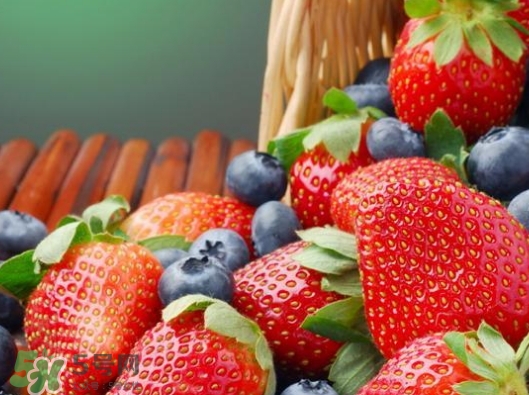 贴三伏贴不能吃什么水果,贴三伏贴不能吃的食物