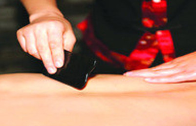 刮痧后可不可以喝酒,刮痧后能喝酒不