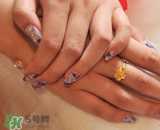 手冻裂了最有效的方法,冬天手冻裂了最有效的方法