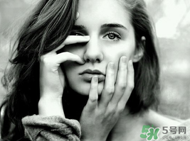 怎么判断自己是否有湿气,怎样才能知道自己体内有没有湿气