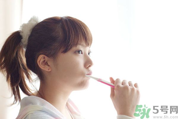 体温调节中枢在哪里,体温调节中枢失常引起的发热