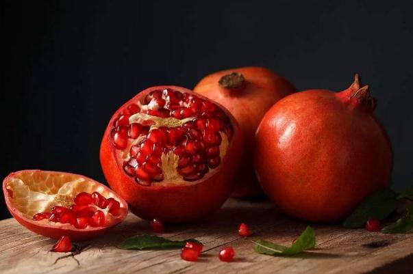 石榴是什么季节吃的,石榴是什么季节吃的水果
