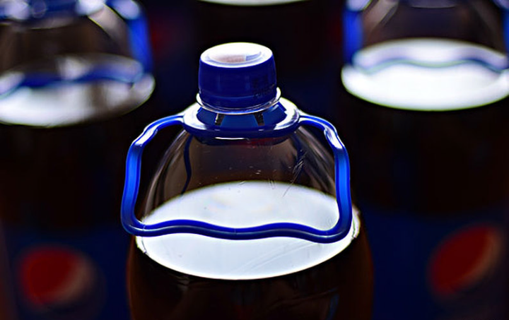 可乐加热以后喝对身体有害吗,可乐加热喝了有什么好处