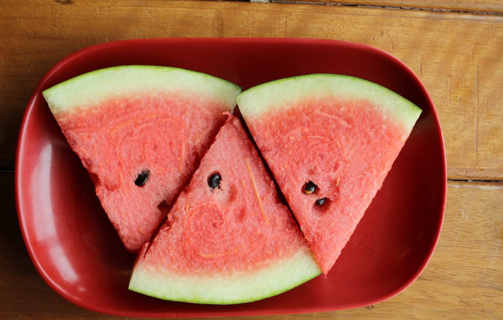 冷冻西瓜多久不能吃,西瓜冷藏多久不能吃 冷冻西瓜多久不能吃,西瓜冷藏多久不能吃