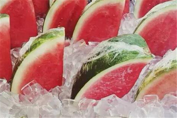 冰西瓜会拉肚子吗,天冷吃西瓜会拉肚子吗