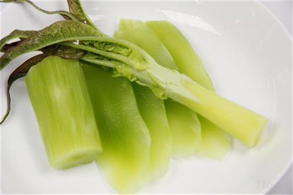 莴笋的营养价值及功效和禁忌,莴笋的营养价值及功效哪些人不能吃 莴笋的营养价值及功效和禁忌,莴笋的营养价值及功效哪些人不能吃