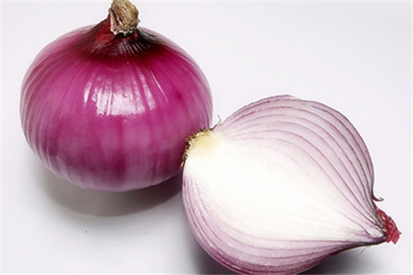 洋葱生吃好还是熟吃好清理血管,什么样的洋葱好吃