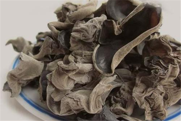 散装木耳保质期是多少时间,木耳保质期是多少时间