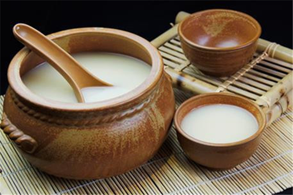 开封米酒放冰箱可以放多久,米酒放冰箱可以放多久? 开封米酒放冰箱可以放多久,米酒放冰箱可以放多久?