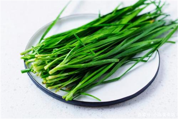 韭菜和什么食物相克香哈网,韭菜和什么食物相克 韭菜和什么食物相克香哈网,韭菜和什么食物相克