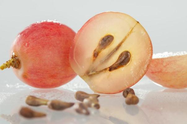 葡萄籽一天吃几粒,什么时候吃最好,葡萄籽有什么作用和功效