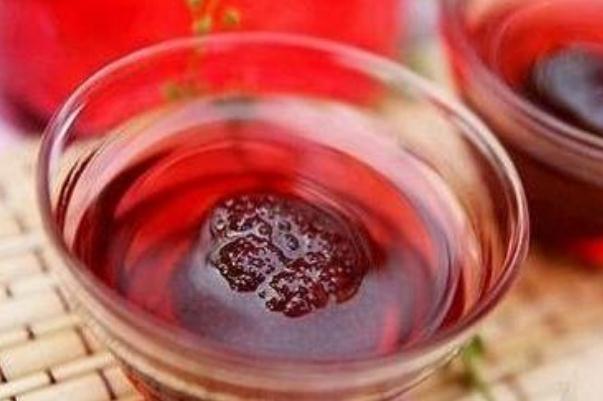 泡了酒的杨梅可以吃吗,杨梅酒的功效和作用及禁忌