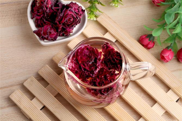 食用玫瑰有几种颜色,食用玫瑰有几种