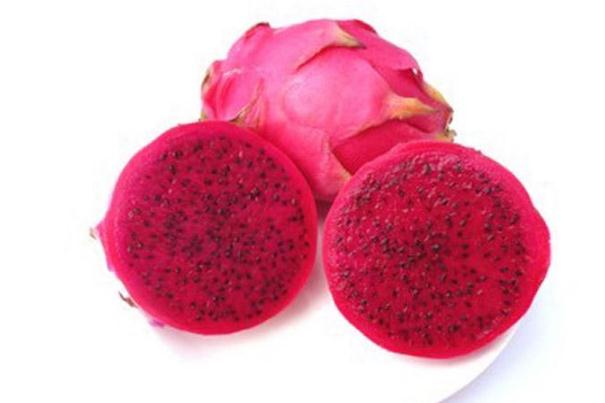 吃红心火龙果的好处和坏处,吃红心火龙果的好处和功效