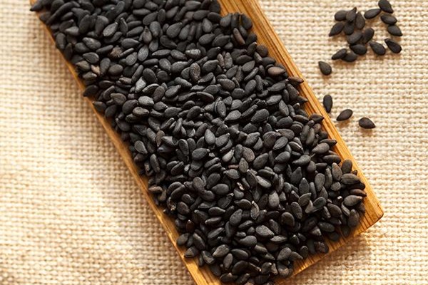 黑芝麻炒熟后不香是怎么回事,炒熟的芝麻为什么不香 黑芝麻炒熟后不香是怎么回事,炒熟的芝麻为什么不香