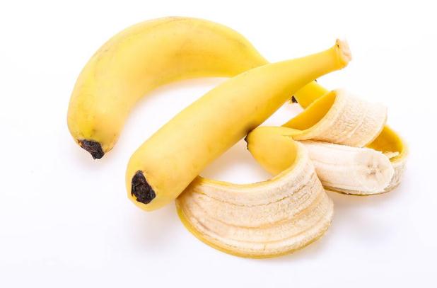 香蕉不能同时和什么一起吃,吃香蕉同时不能和什么一起吃