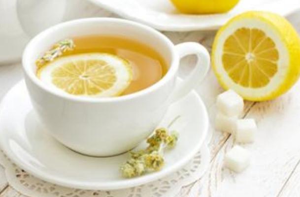 喝柠檬水有什么禁忌吗,喝柠檬水有什么禁忌 白天最好不要喝柠檬水