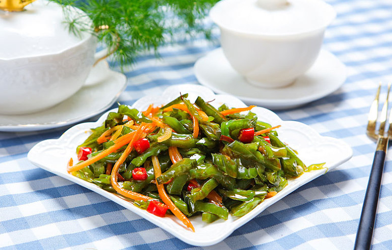 裙带菜怎么保存需要进冰箱吗,裙带菜怎么保存最好