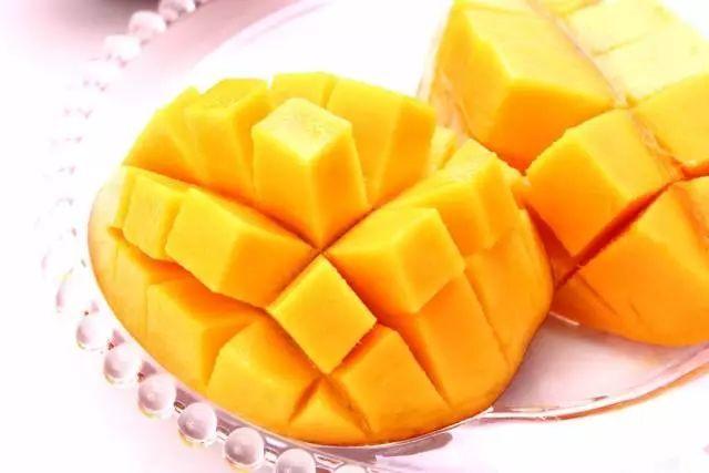 芒果不可以和什么东西一起吃,芒果不能和哪些东西一起吃