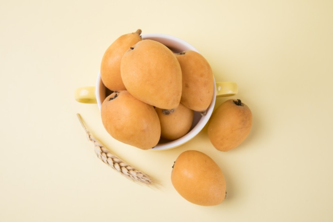 枇杷是凉性还是热性的,枇杷是凉性还是热性水果 枇杷是凉性还是热性的,枇杷是凉性还是热性水果