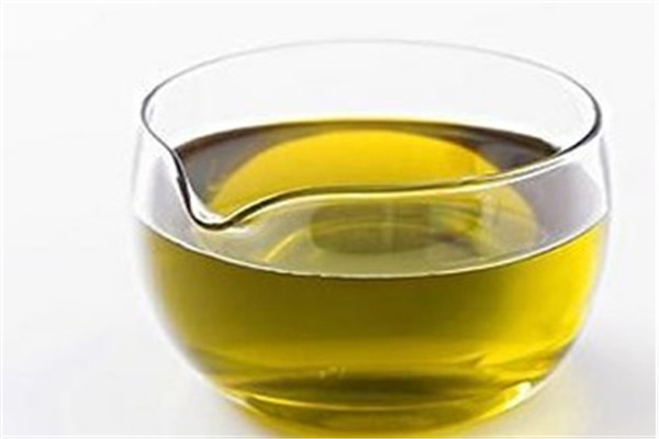 色拉油的营养价值(色拉油的营养价值和功效)