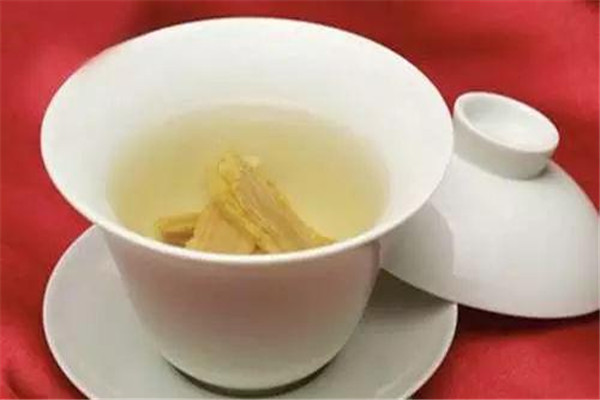 黄芪和其他药物一起泡的量(黄芪不能和什么中药一起泡)