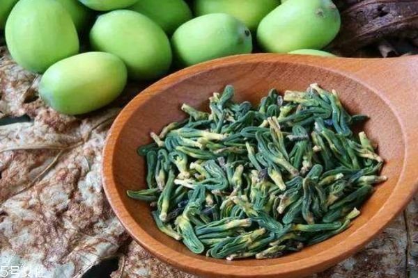 莲子心的吃法有什么呢(莲子心的食用方法)