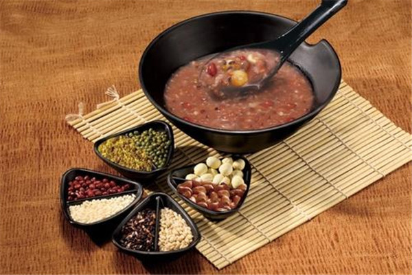 八宝粥柔腻如一的5大秘诀(八宝粥怎样才能熬又软又糯)