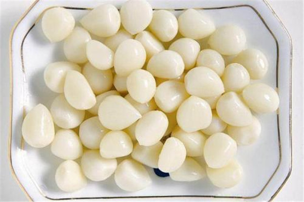 大蒜的作用(大蒜的作用和功效)