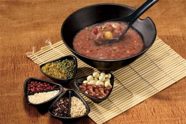 吃八宝粥有哪些好处(吃八宝粥有哪些好处)